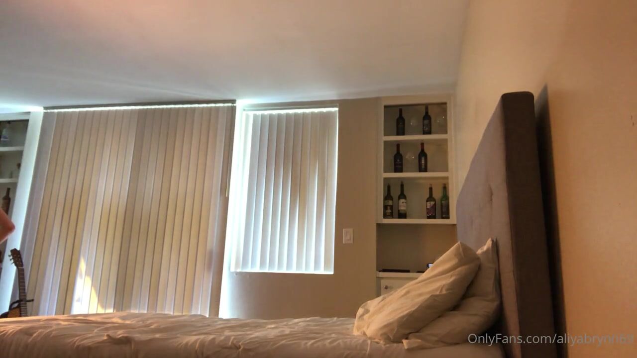 10-2020-1043839891-Angle-2-Of-Fucking-In-His-Room-Early