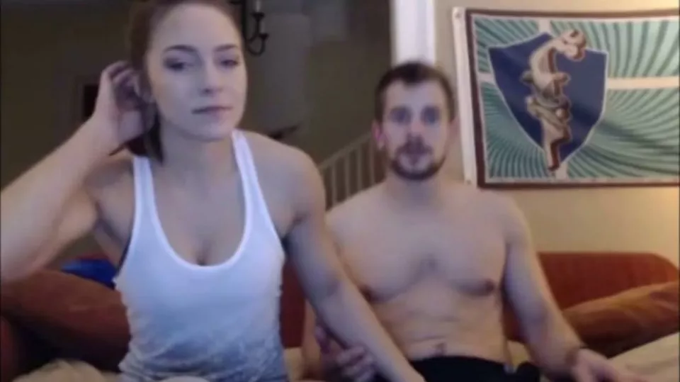 Hot Couple Has Webcam Sex