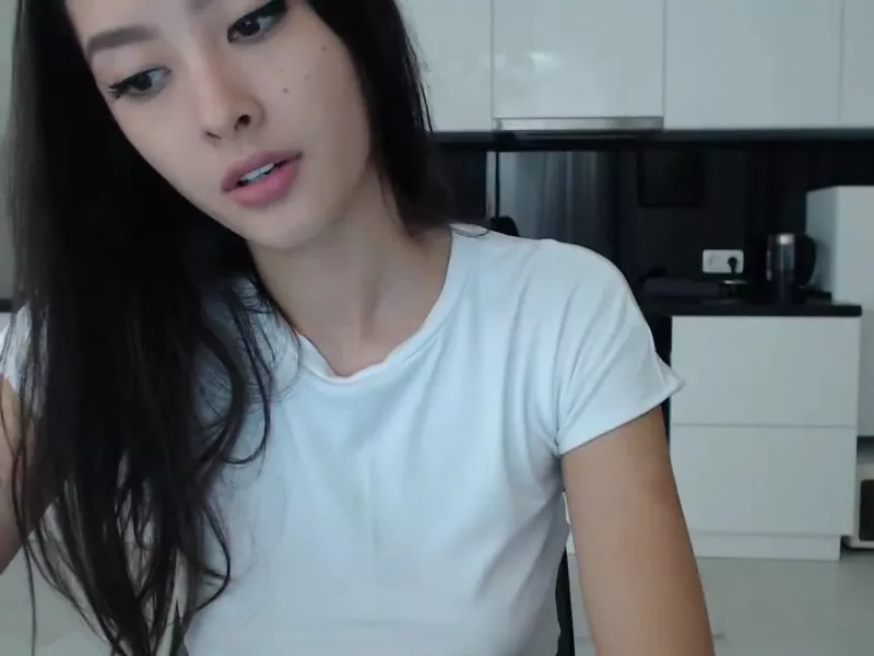 Asian Model Cam - Watch asian camgirl - CamPorn.to