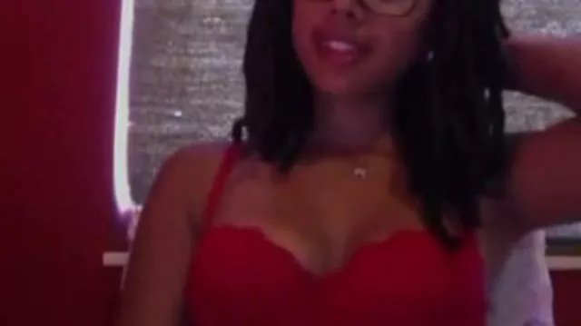 640px x 480px - Watch Gorgeous black girl showing herself on cam - CamPorn.to